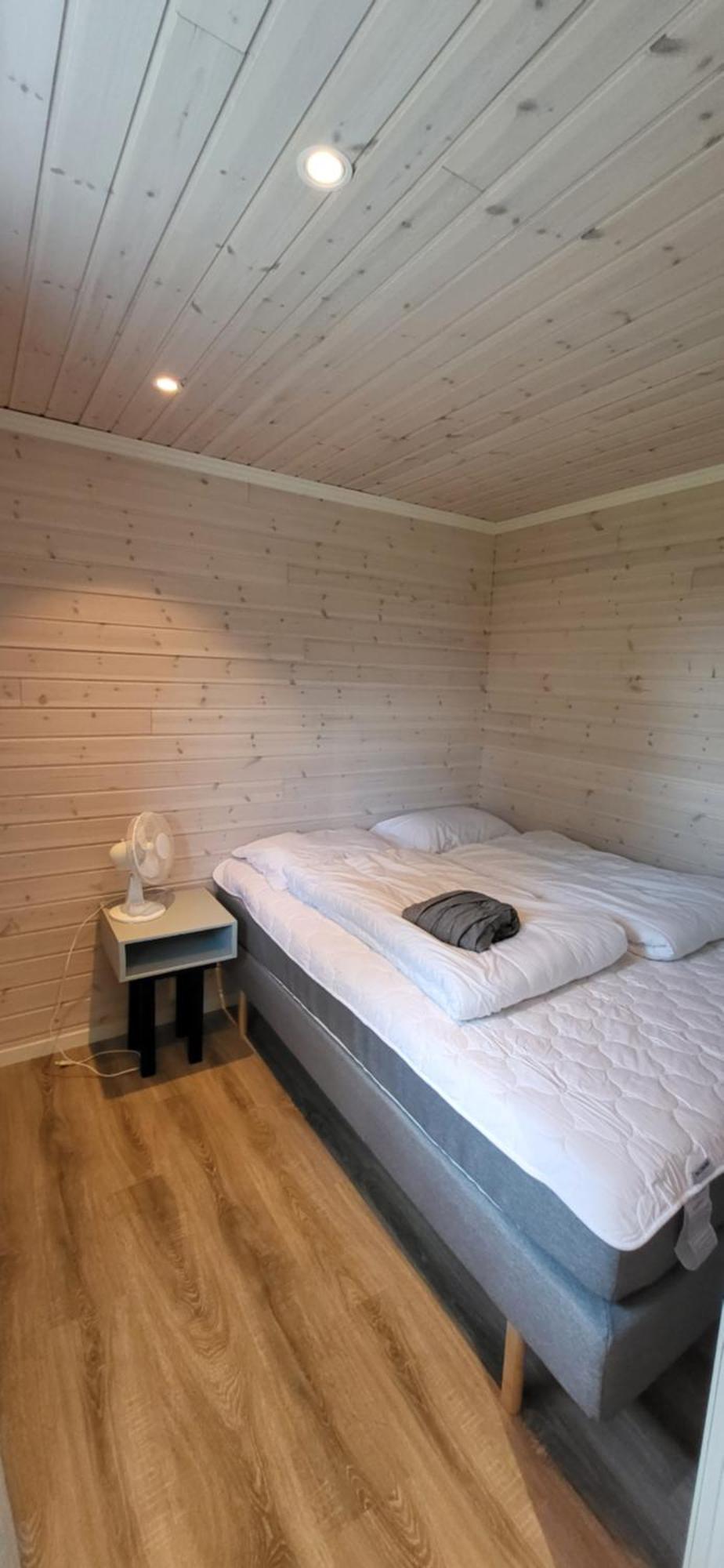 Off-The-Grid Cabin On The Island Of Senja In Northern Norway Brygghaugen Exterior photo